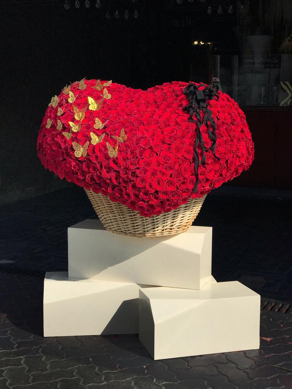 Red Heart Arrangement